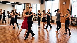 科学が解き明かすペアダンス上達の「方程式」